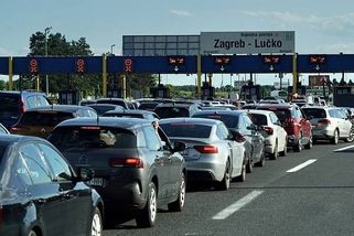 Kolaps na dálnicích v Chorvatsku: K moři vznikají až 11 kilometrů dlouhé kolony
